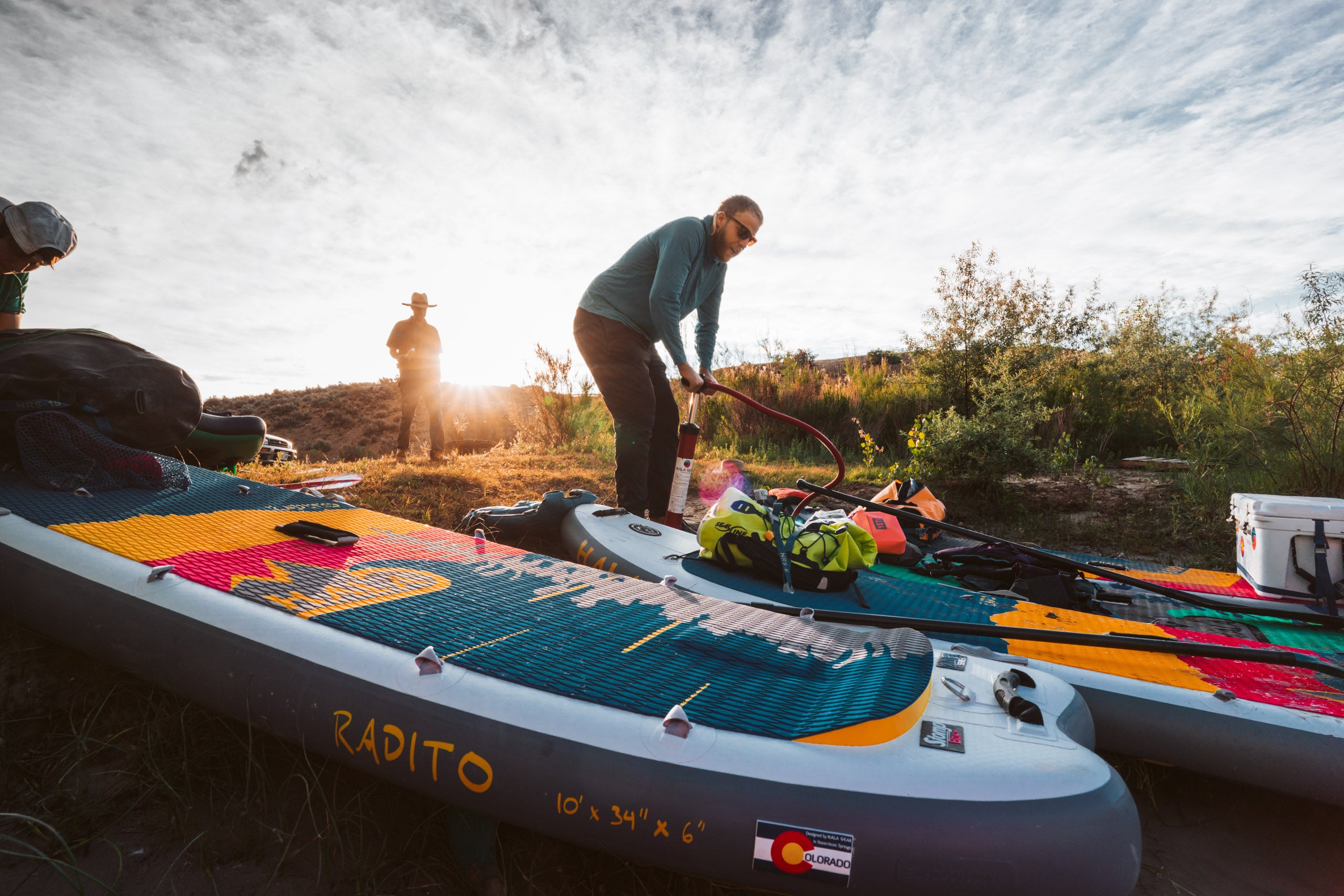 Inflating a stand-up paddleboard (SUP)